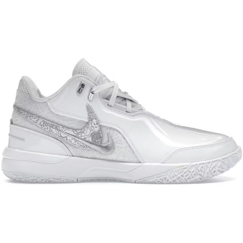 Nike Zoom LeBron NXXT Gen AMPD in White/Silver size 13
